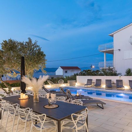 Apartments Marina 特罗吉尔 外观 照片