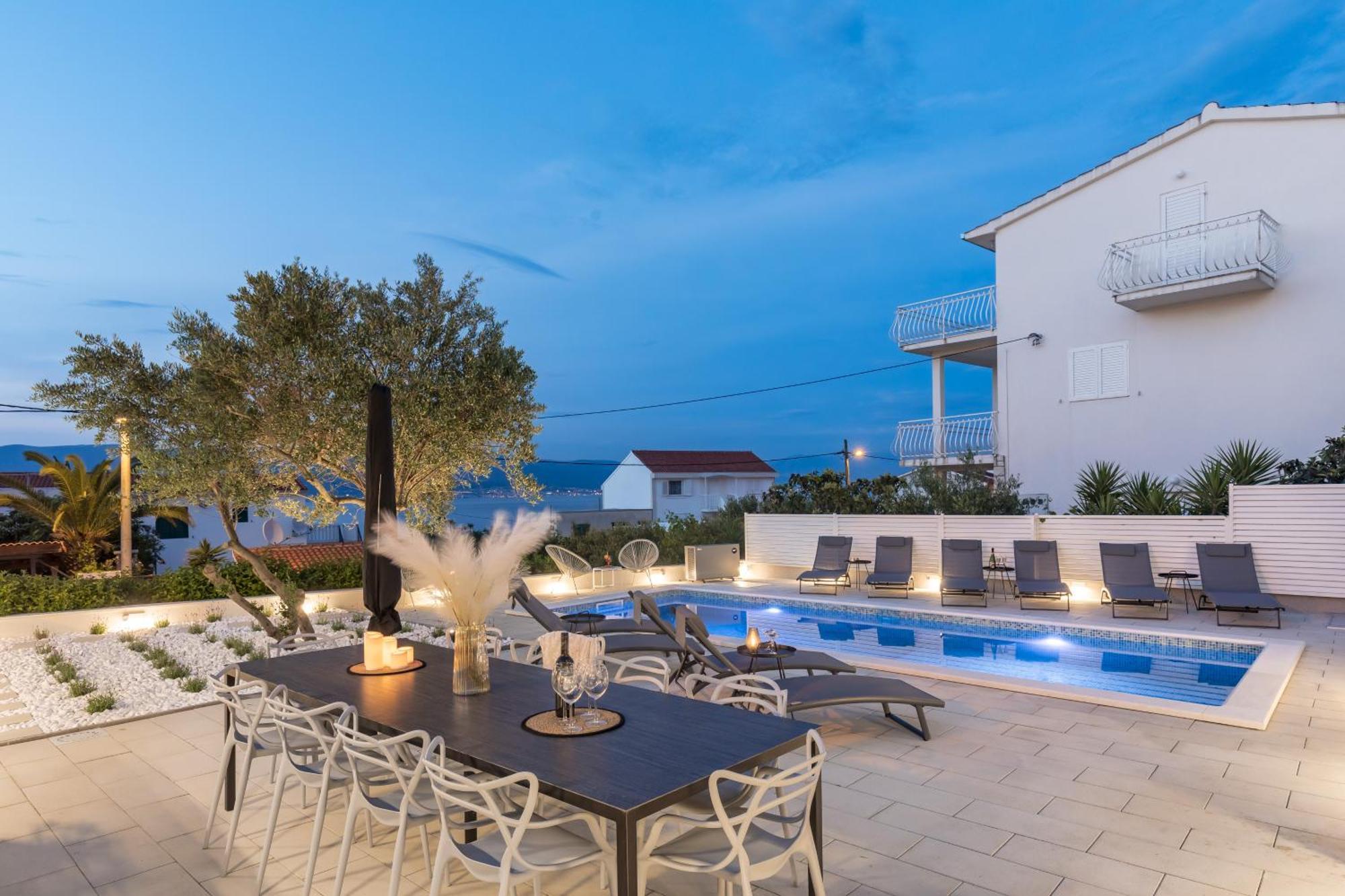 Apartments Marina 特罗吉尔 外观 照片