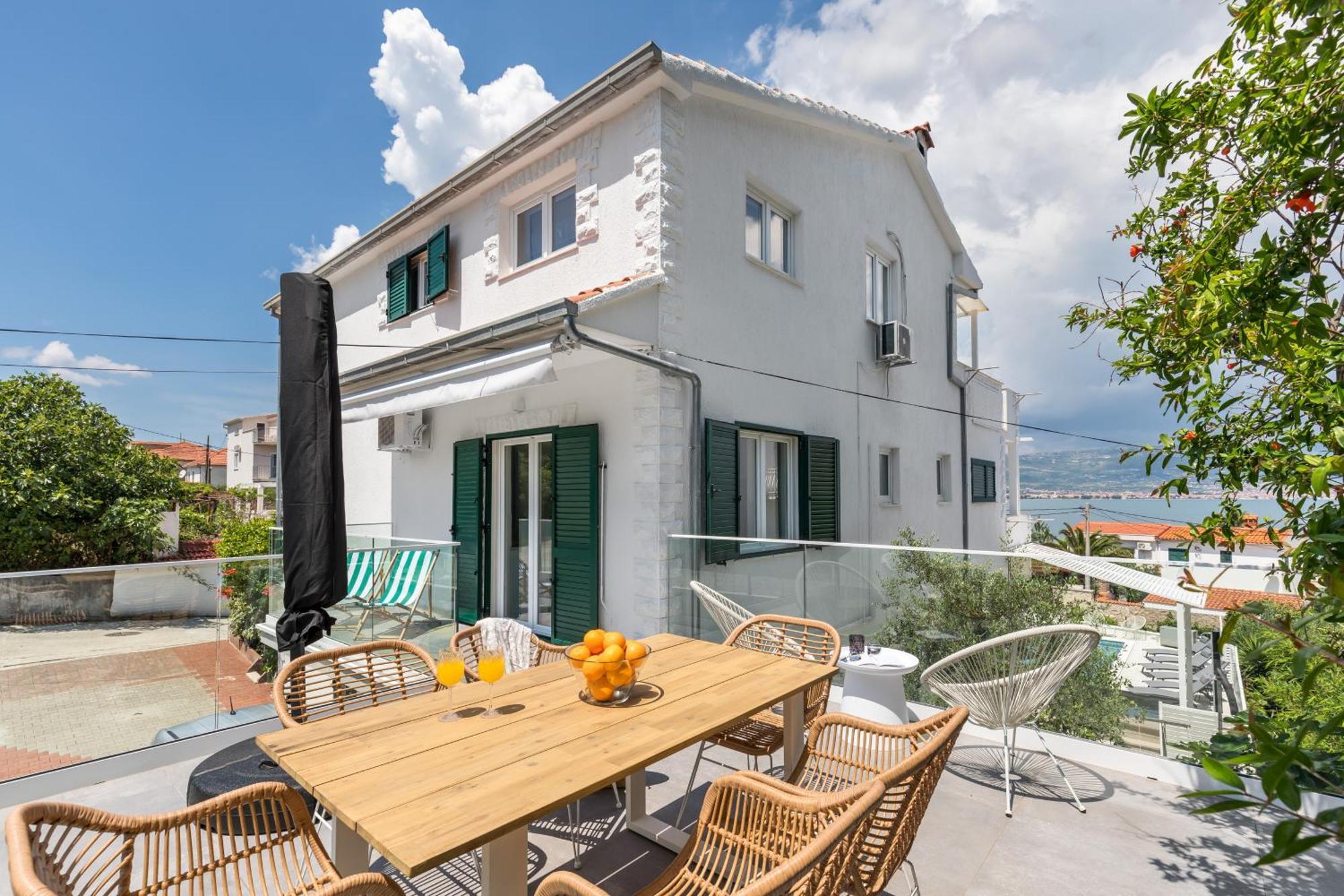 Apartments Marina 特罗吉尔 外观 照片
