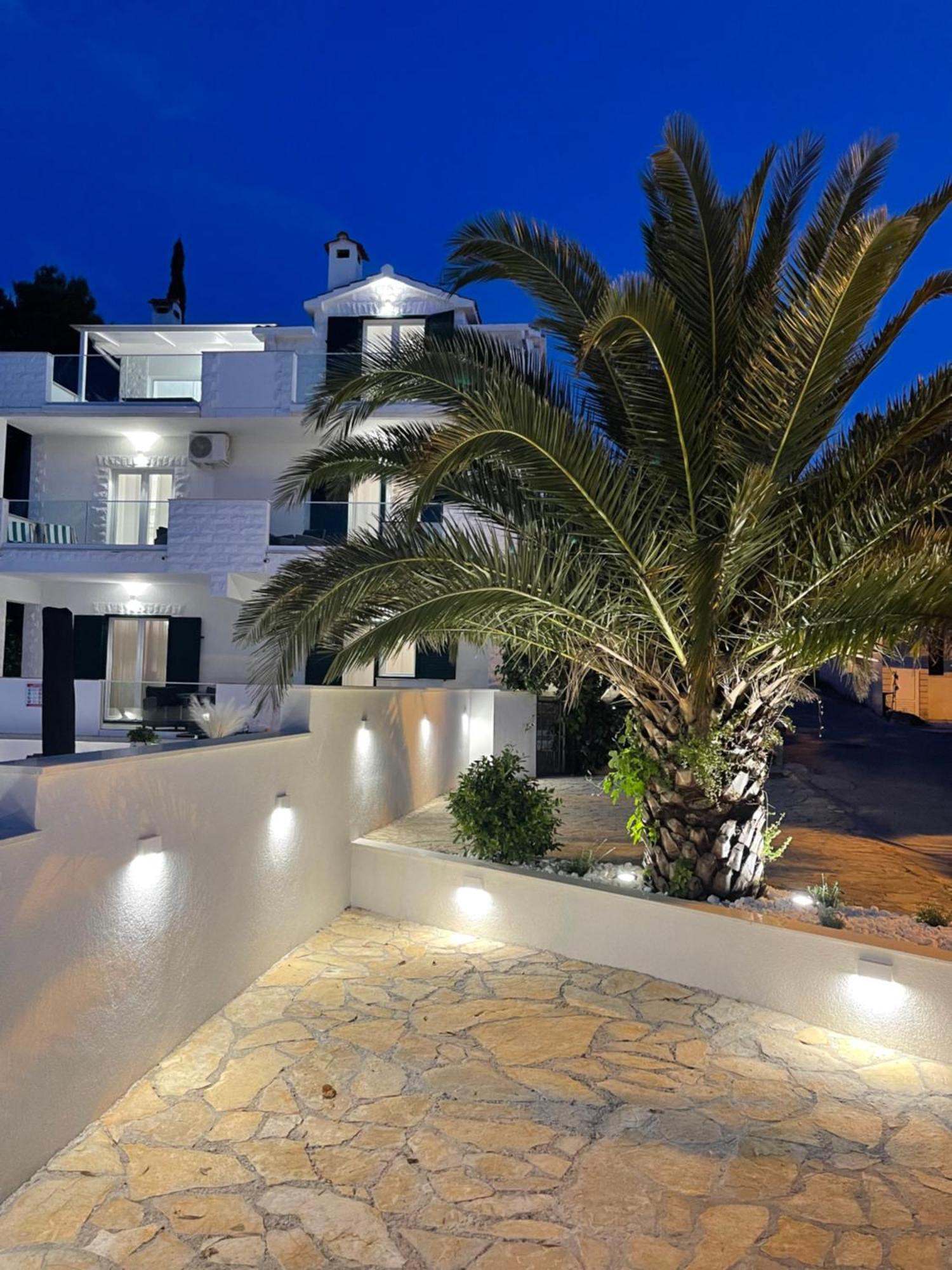 Apartments Marina 特罗吉尔 外观 照片